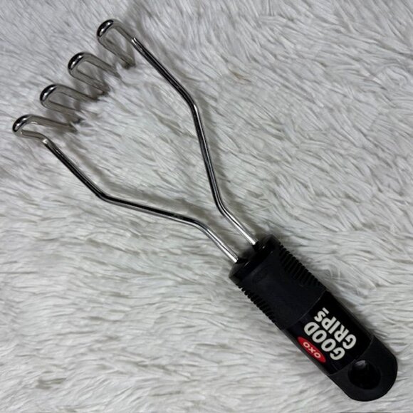 Vintage 4pc Kitchen Tools Set - Potato Masher Scoop Strain Grip n Flip Wisk Flip - Picture 4 of 13